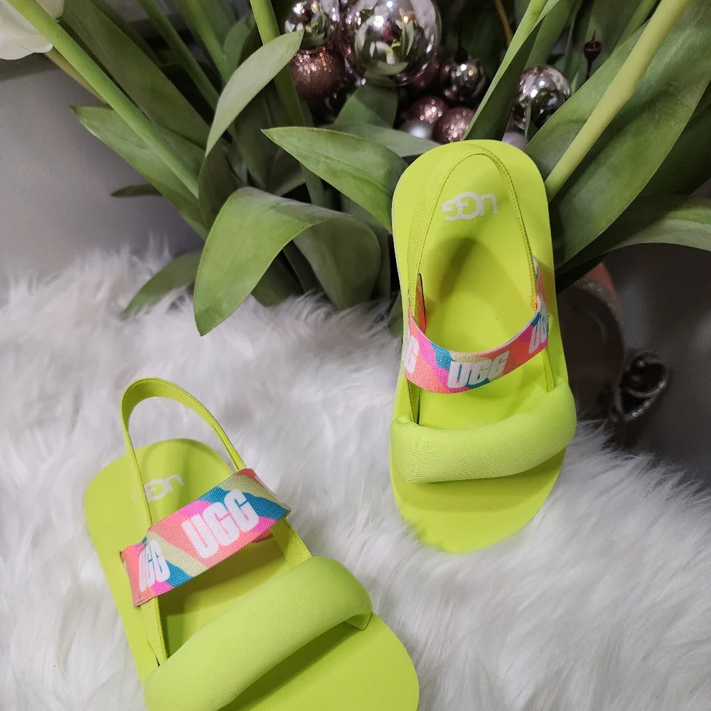UGG Zuma Sling SlideGirls' Toddler brand new